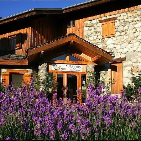 Hotel Autantic