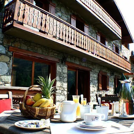 Autantic Hotel