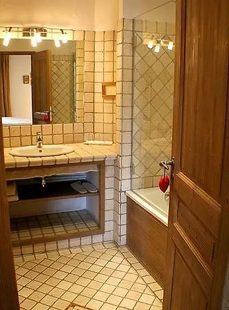 Hotel Autantic 3*
