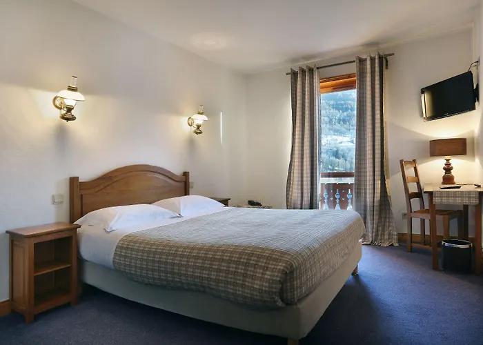 Autantic Hotel 3*